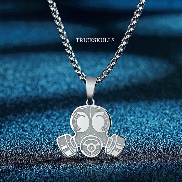 Silver Stainless Gas Mask Respirator Pendant Necklace w 24 in Box Chain New! - Picture 3 of 6